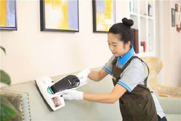 家政加盟門檻幾何？深度解析“家政服務”加盟費用與價值之選